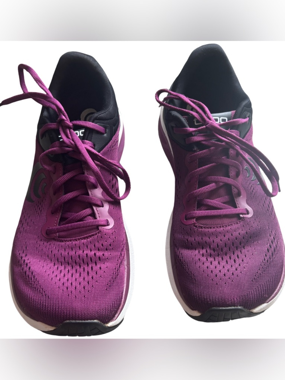 Topo Ultrafly 4 Athletic Shoes - Wine/Black Size 9 - Picture 5 of 9